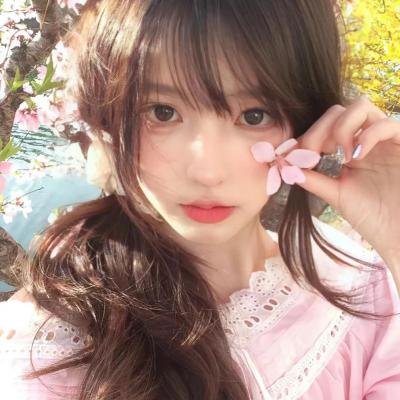 周日正午 海报